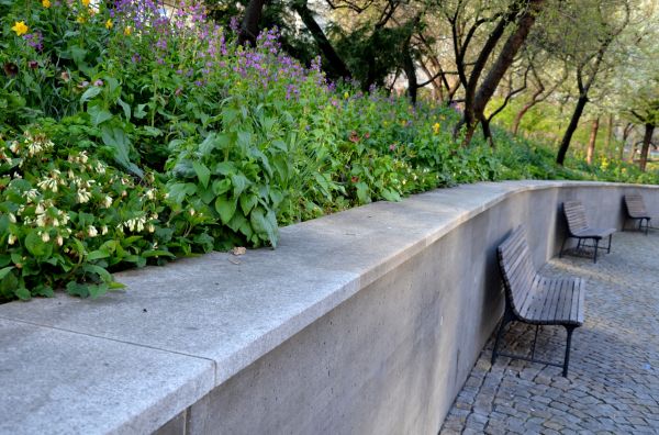 Concrete Retaining Wall Service in Crossville
