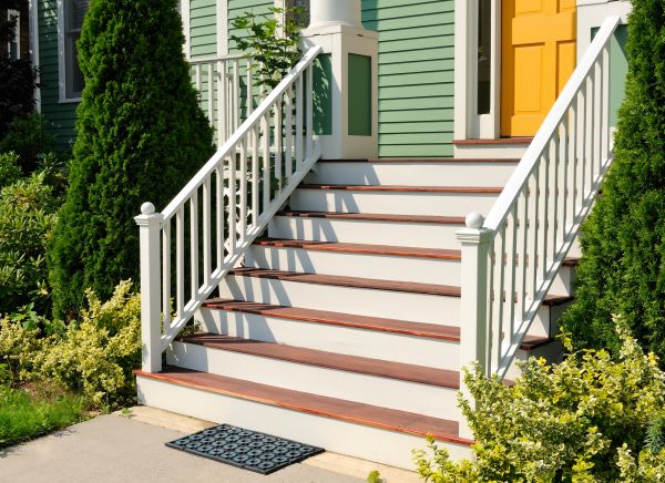 Cost of Front Steps Construction in Crossville